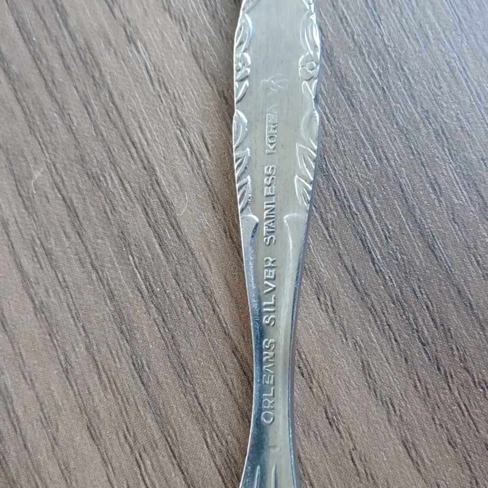 Oneida Table Spoon - Picture 3 of 3